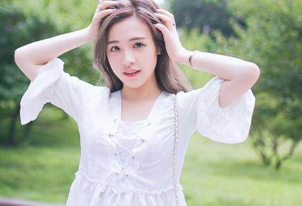 八月桂花遍地开