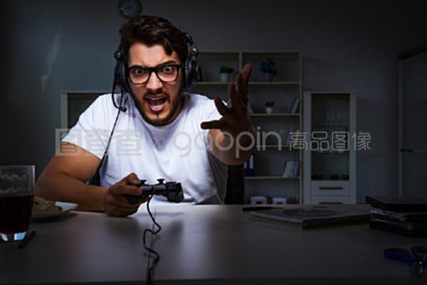 八步半喜怒哀乐(粤语版)