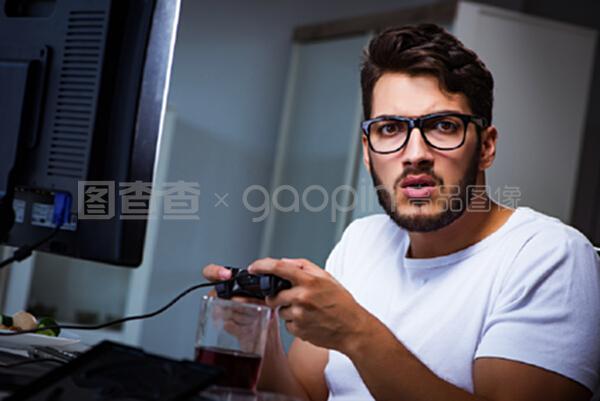 八步半喜怒哀乐(粤语版)