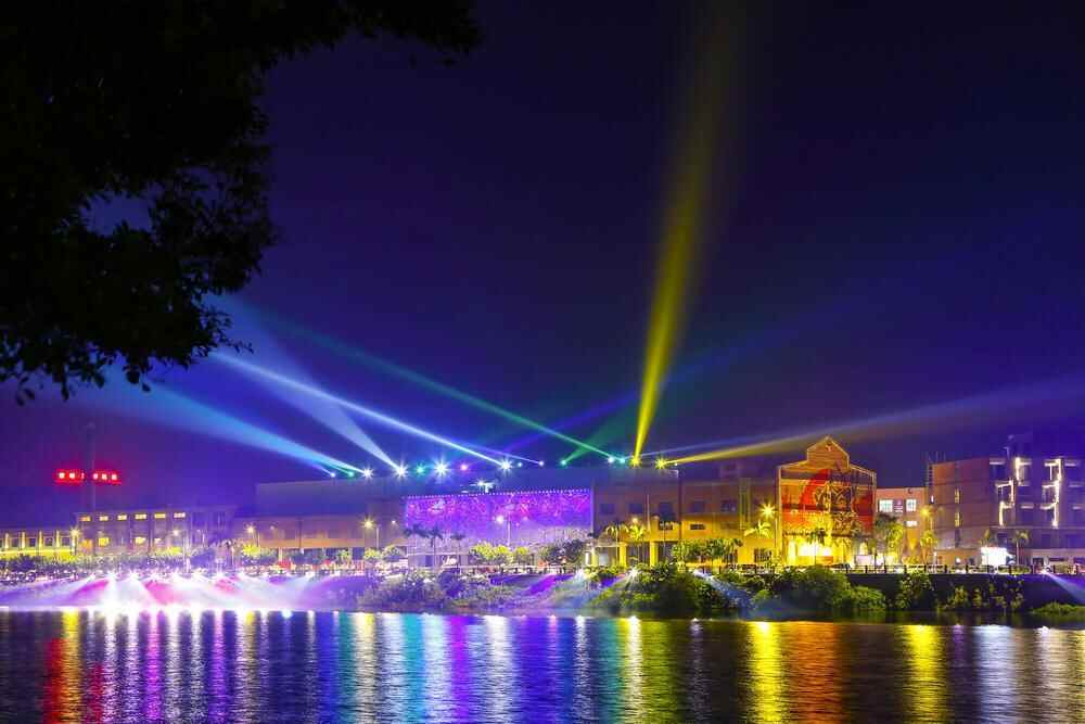 八步半喜怒哀乐（粤语版）