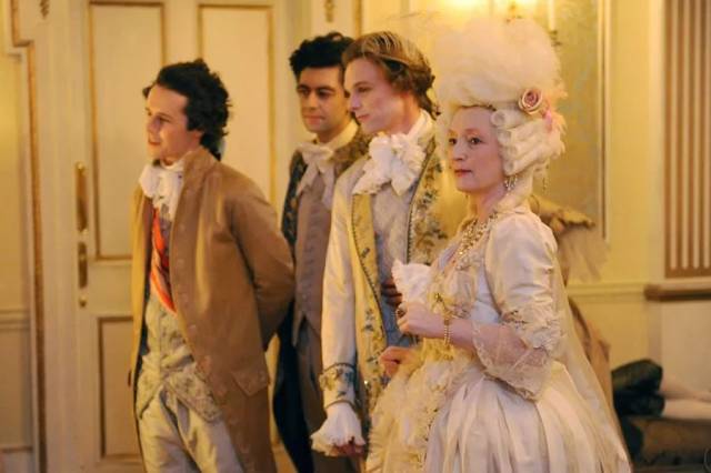 克莱拉与熊的秘密